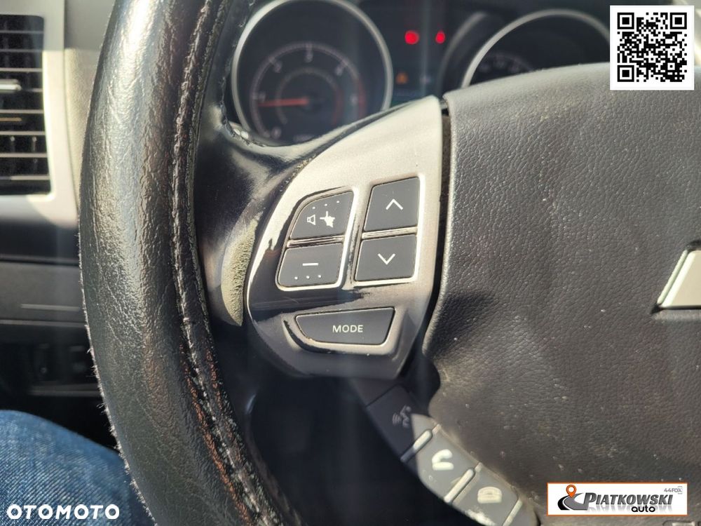 Mitsubishi Outlander - 21