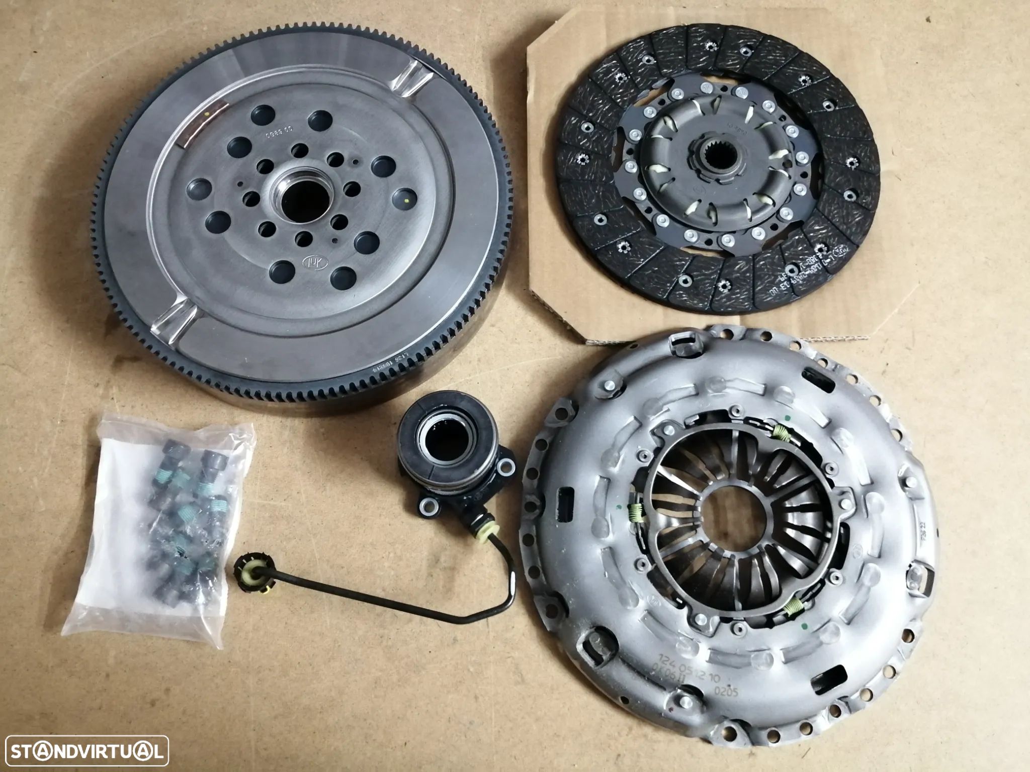 Kit de Embraiagem - Opel Astra J, Corsa D, Meriva, Mokka 1.7 CDTI VALEO 837408 - 1