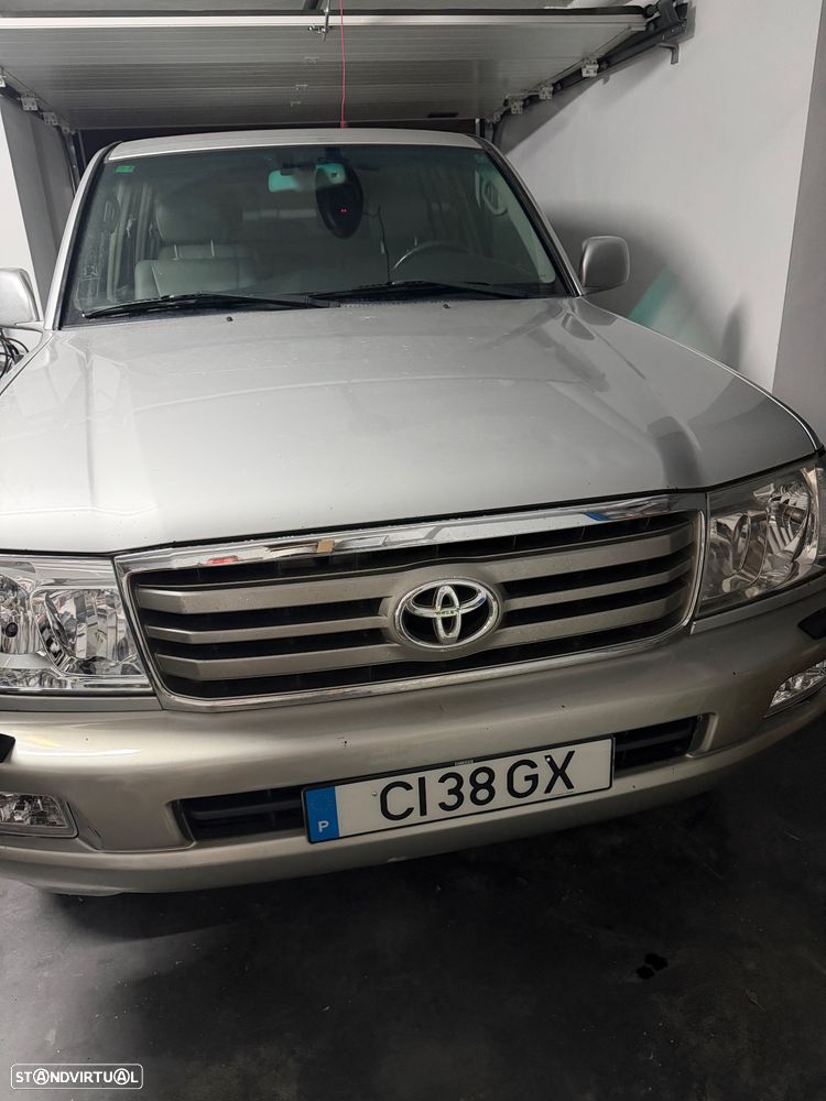 Toyota Land Cruiser 100 Auto Executive - 1