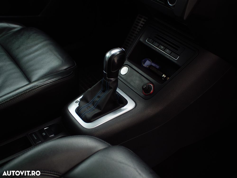 Volkswagen Tiguan 2.0 TDI 4Motion DSG BMT Sport & Style - 17