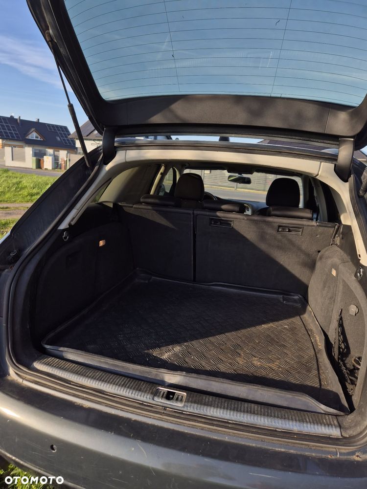 Audi A4 Avant 2.0 TDI - 12