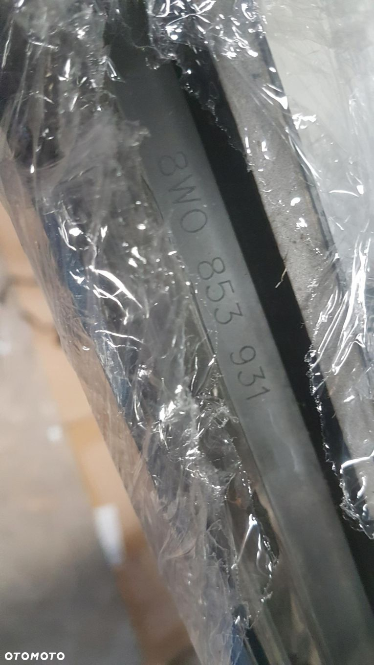 LISTWA PROGOWA LEWA AUDI A4B9 8W0853931 - 7