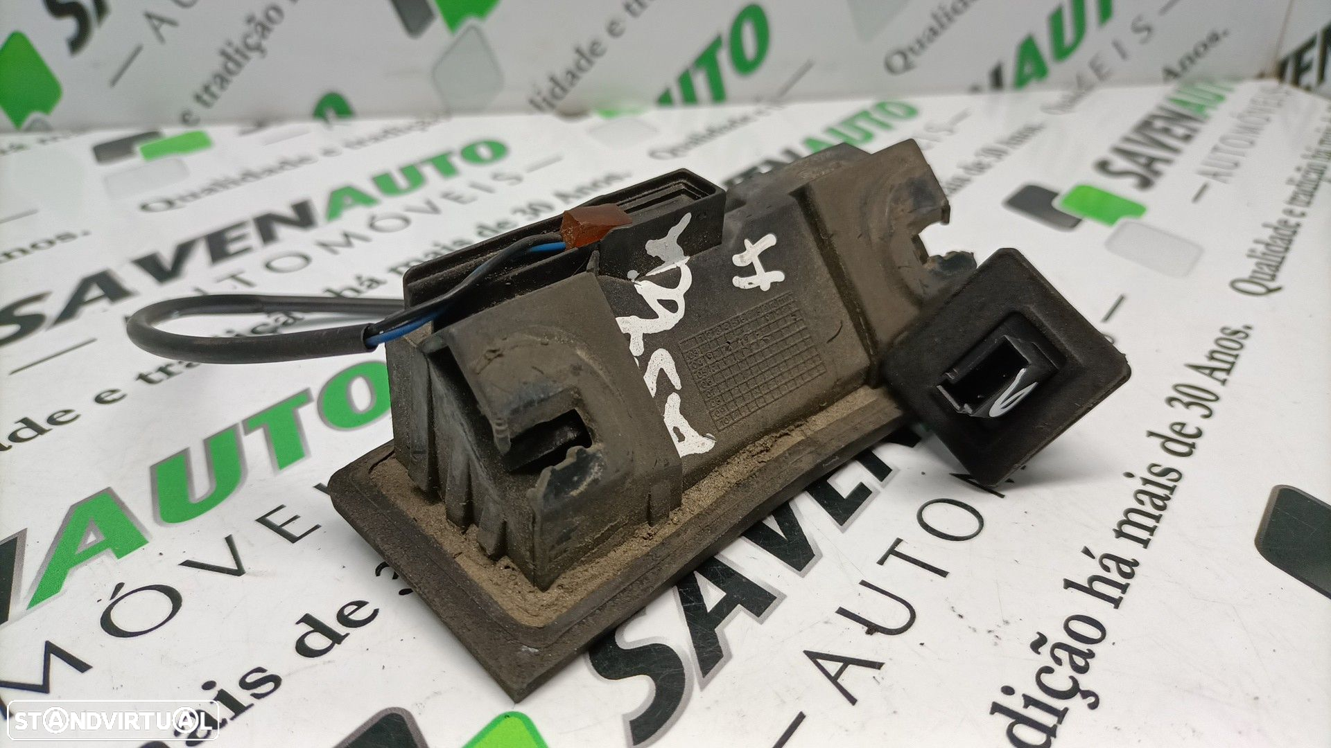 Interruptor / Switch / Botão Da Mala Opel Astra H (A04) - 2