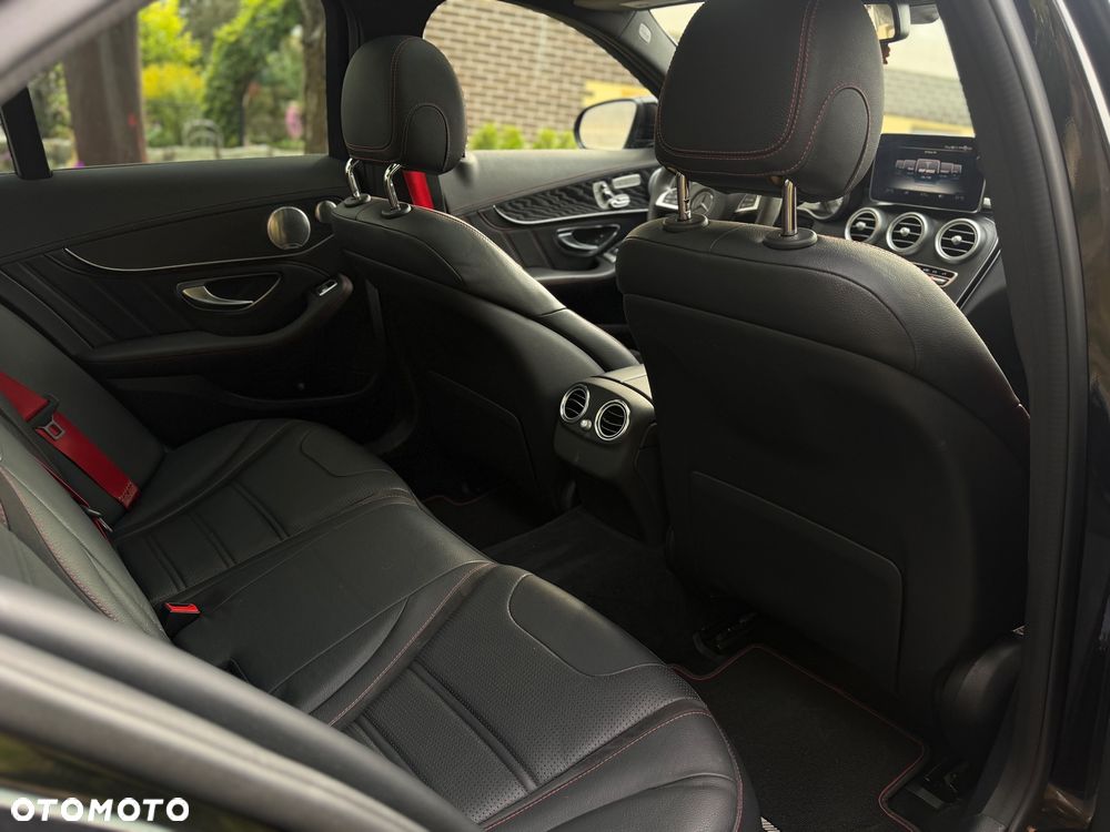 Mercedes-Benz Klasa C 450 AMG 4-Matic 7G-TRONIC - 12