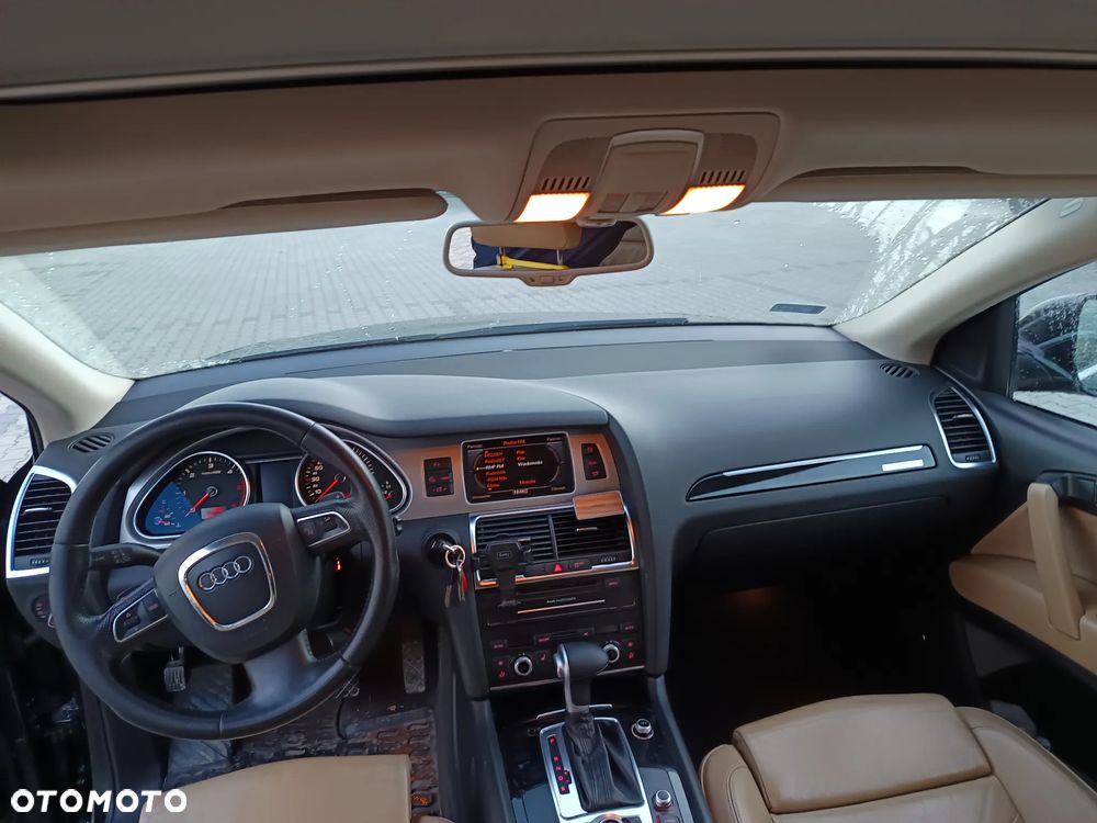 Audi Q7 3.0 TDI DPF Quattro Tiptronic - 9