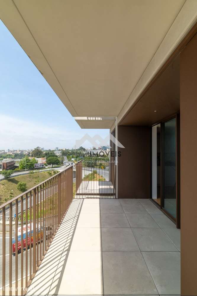 Apartamento T4 2024 | Alameda Jardins da Arrábida | Varanda | Vistas R - Grande imagem: 5/42