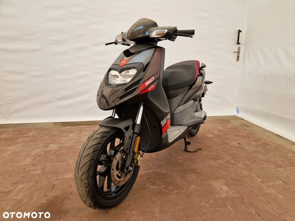 Aprilia SR - 5