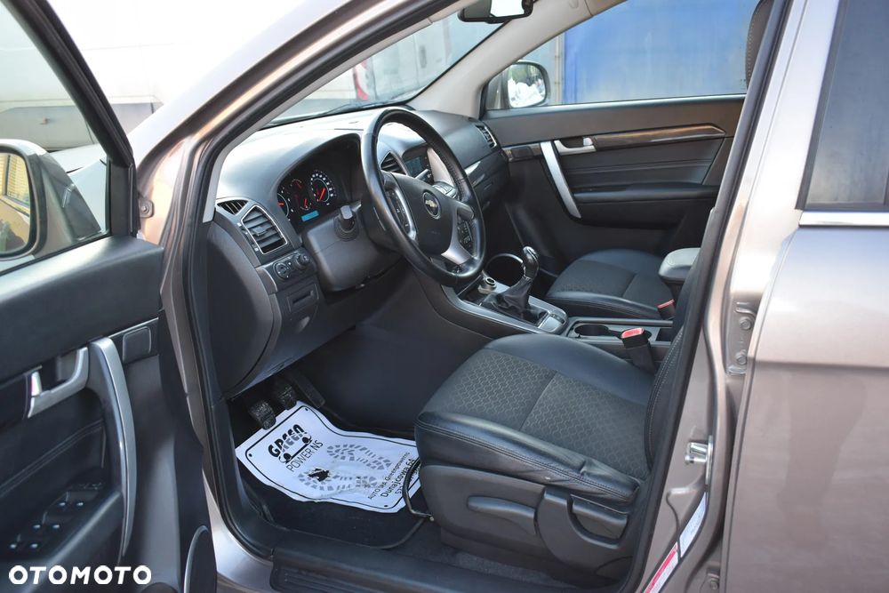 Chevrolet Captiva 2.2 2WD LS - 9
