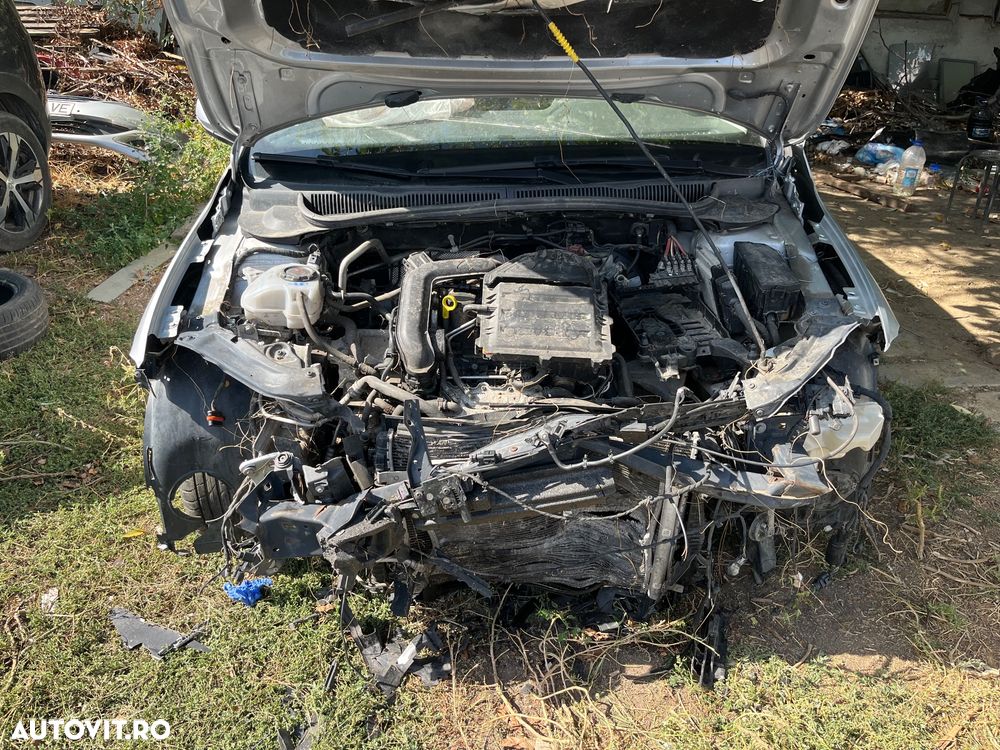 Volkswagen Polo 1.0 TSI DSG Comfortline - 3