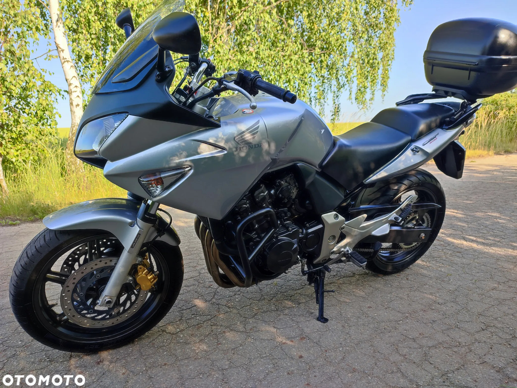 Honda CBF - 2