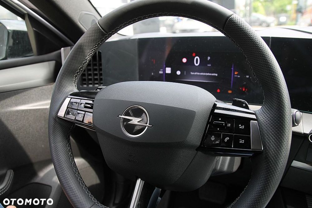 Opel Astra 1.2 T GS S&S - 34