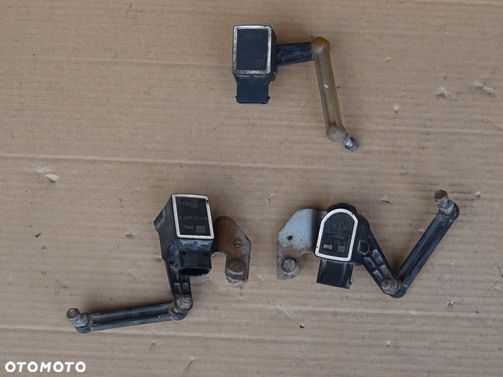 BMW E60 E61 CZUJNIK POZIOMOWANIA LAMP XENON NADWOZIA NIVO PRZÓD TYŁ - 1