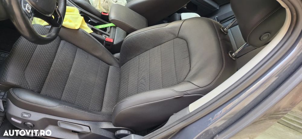 Volkswagen Golf 2.0 TDI DPF BMT Comfortline - 14