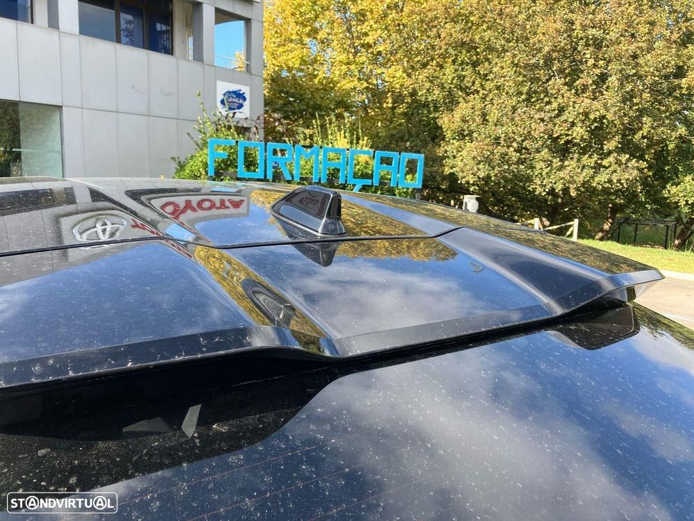 Toyota C-HR 1.8 Hybrid Square Collection - 24