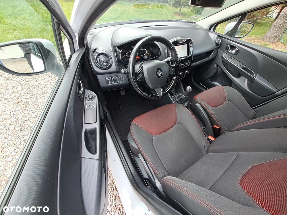 Renault Clio - 15