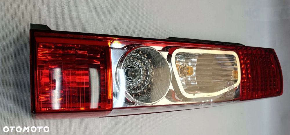 Ducato III lampa tylna tył prawa EU stan bdb Jumper Boxer stan bdb bez uszkodzeń Fiat - 1