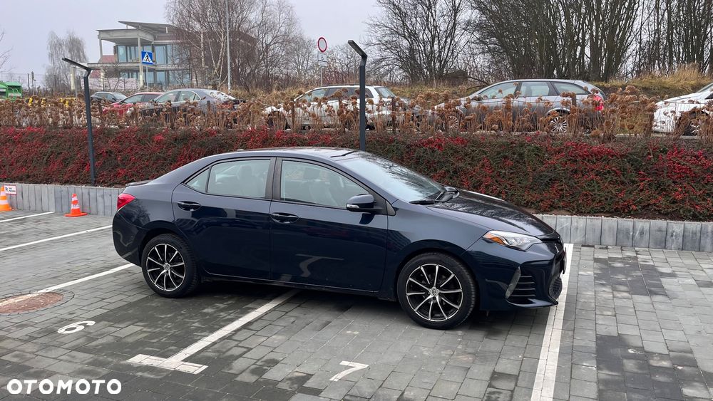 Toyota Corolla - 5