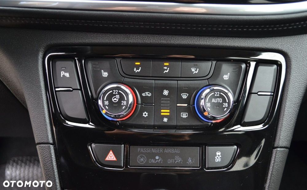 Opel Mokka X 1.4 Automatik Color Innovation - 30