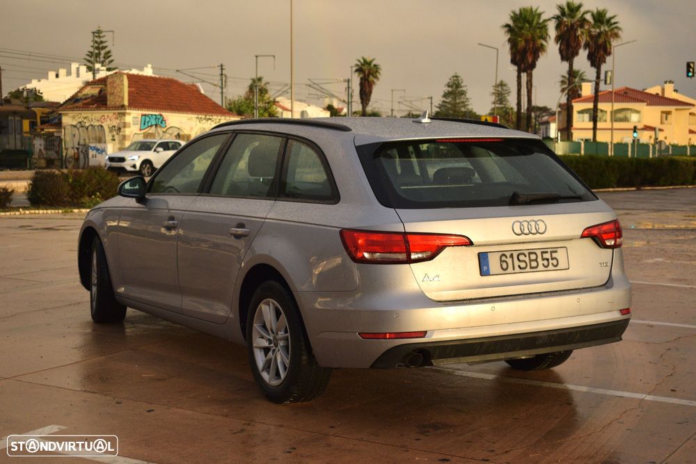 Audi A4 Avant 2.0 TDI Business Line - 6