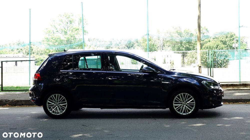 Volkswagen Golf - 36