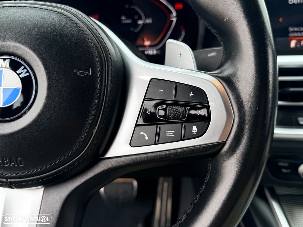 BMW 320 d Pack M Auto - 19