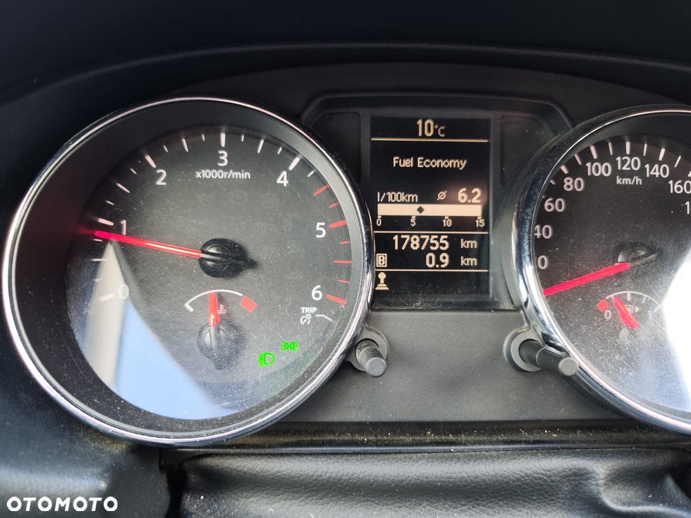 Nissan Qashqai 1.6 dCi 4x4 I-Way S&S - 5