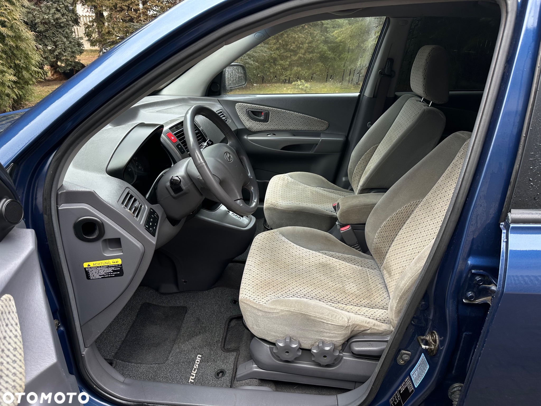 Hyundai Tucson 2.0 CRDi Elegance + - 8