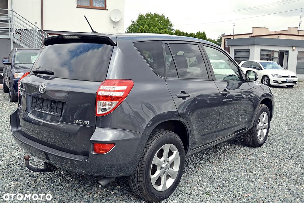 Toyota RAV4 2.2 D-4D Sol - 16