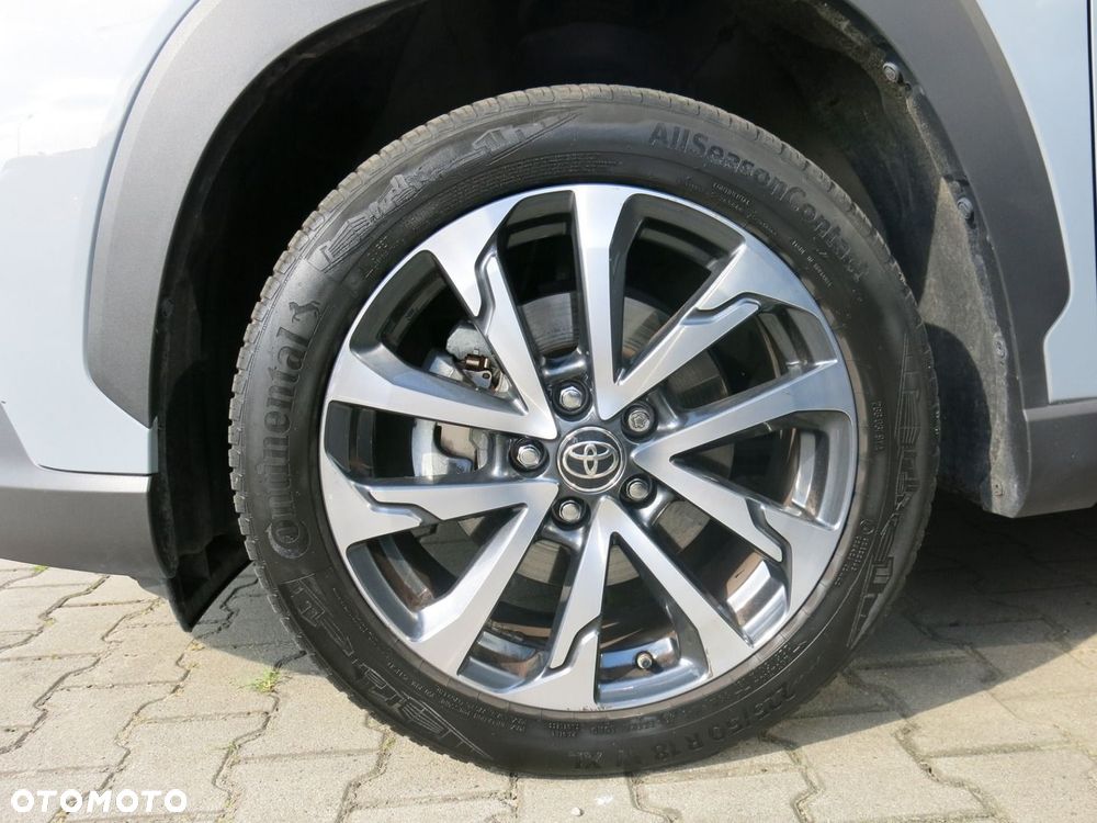 Toyota Corolla Cross - 16
