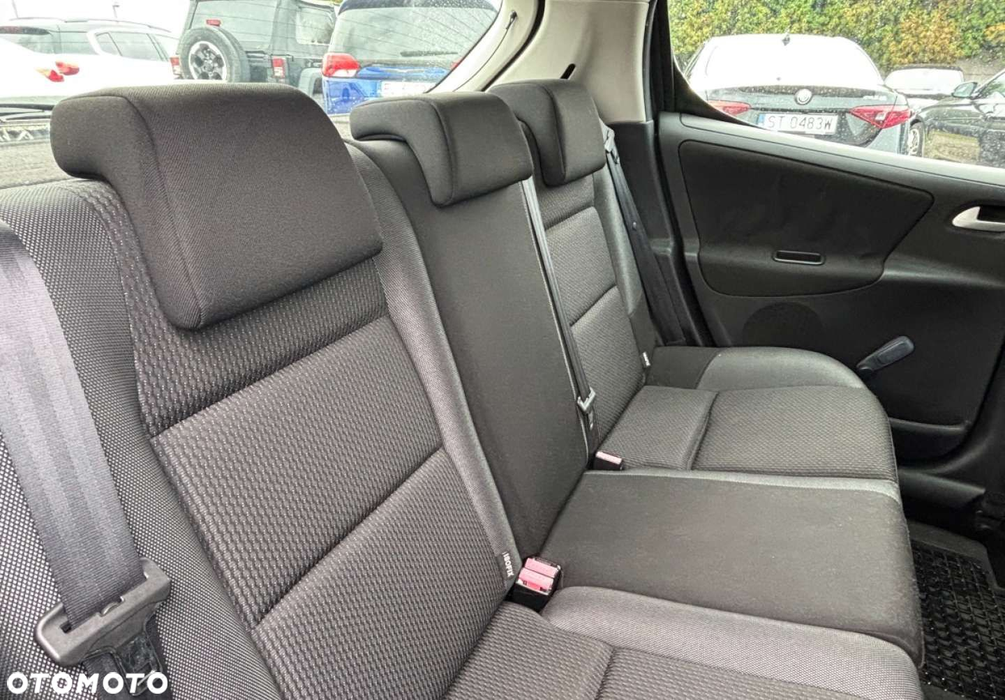 Peugeot 207 - 12