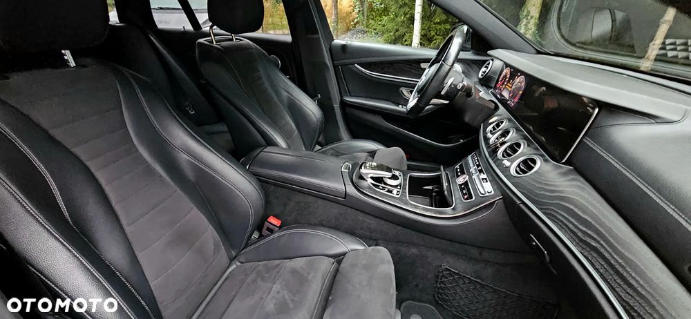 Mercedes-Benz Klasa E 300 d 9G-TRONIC - 8