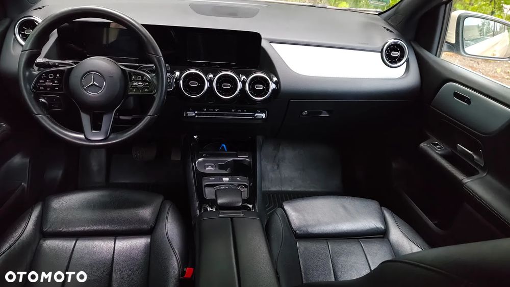 Mercedes-Benz Klasa B 180 d 7G-DCT Edition 2020 - 13
