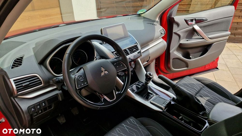 Mitsubishi Eclipse Cross - 20