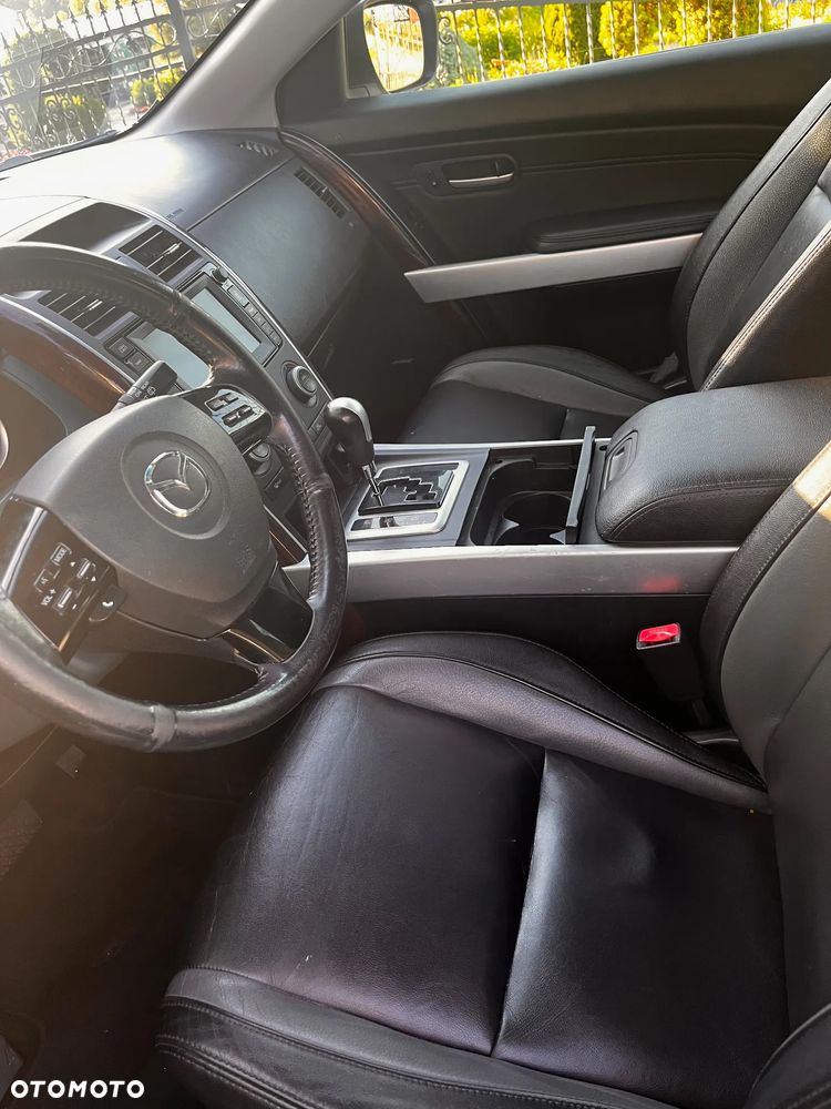 Mazda CX-9 3.7 V6 - 8