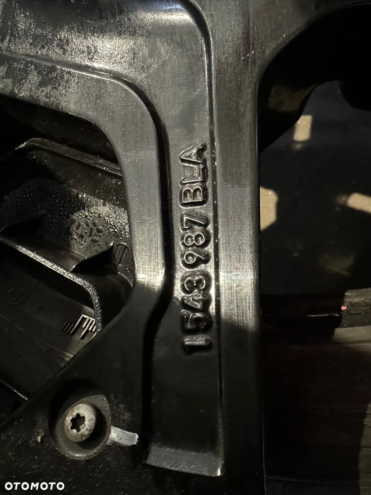 Felga BMW XM G09 10J x 22 ET 21 1543987 1szt. 5x120 - 6