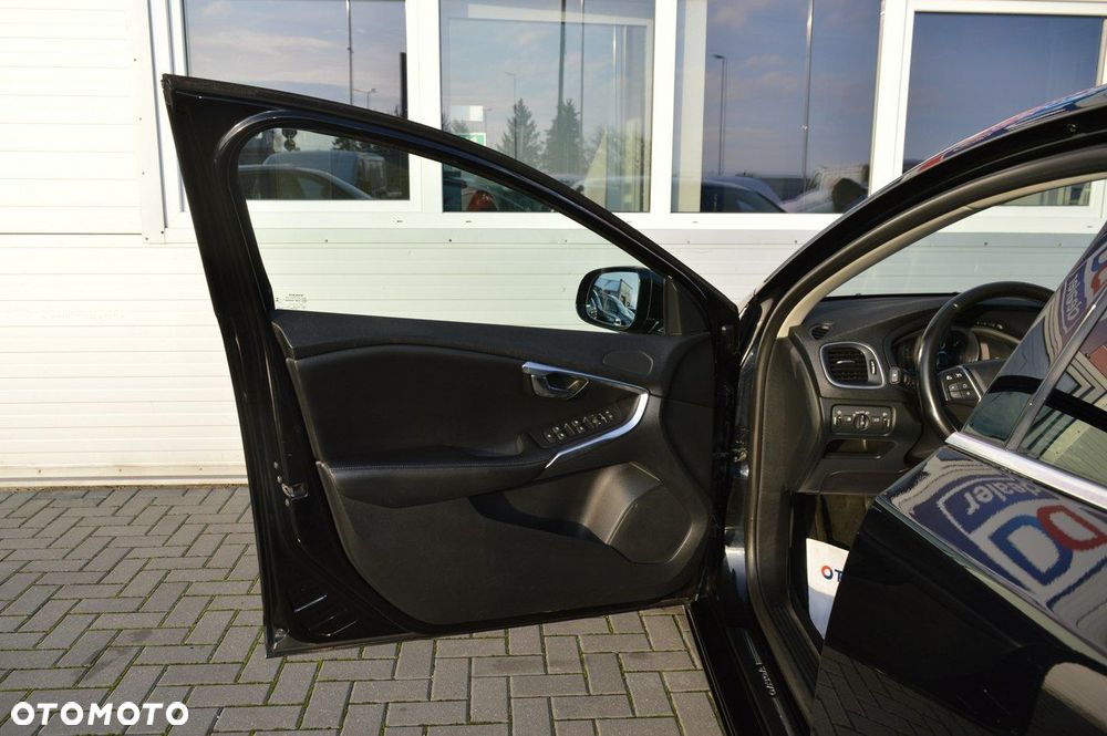 Volvo V40 D2 Summum - 35