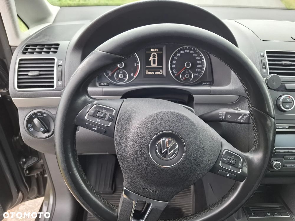 Volkswagen Touran 1.6 TDI DPF Comfortline - 2