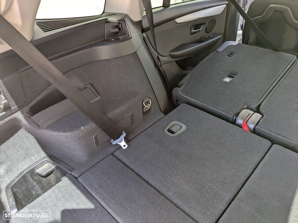 BMW 216 Active Tourer - 29