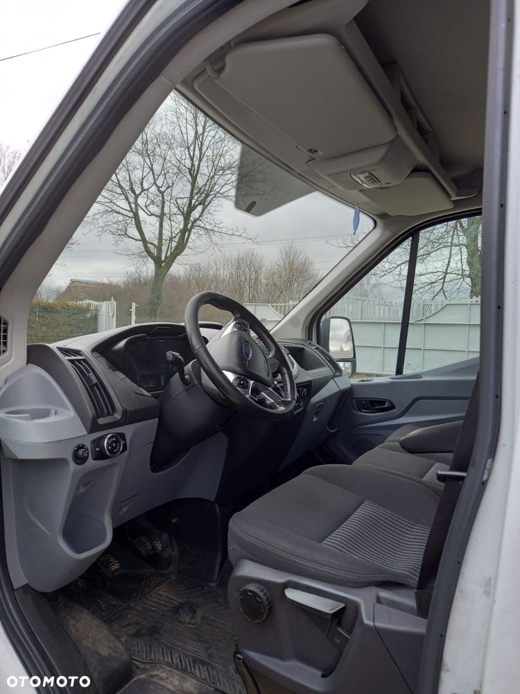 Ford Transit - 6