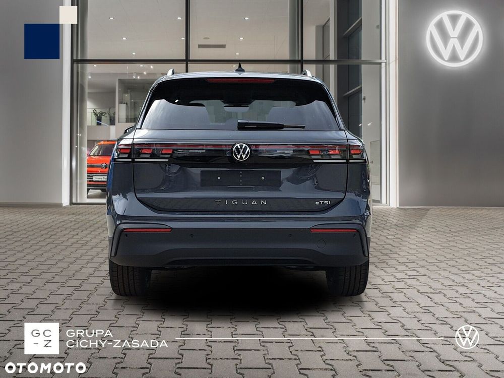 Volkswagen Tiguan - 5