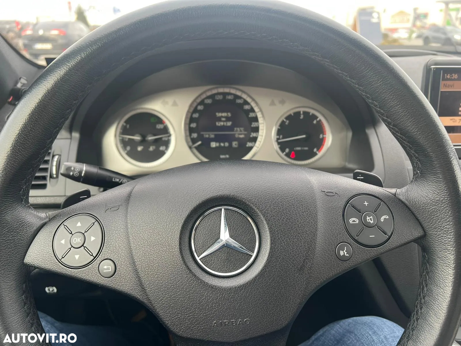 Mercedes-Benz C - 9