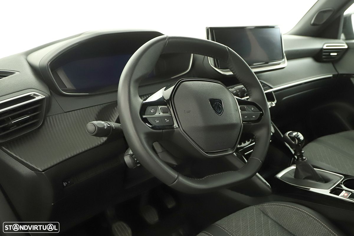 Peugeot 2008 1.2 PureTech Allure - 7