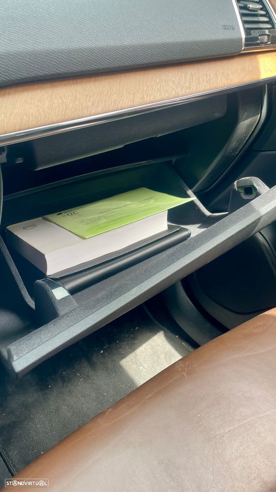 Volvo XC 90 D5 AWD Geartronic Inscription - 32