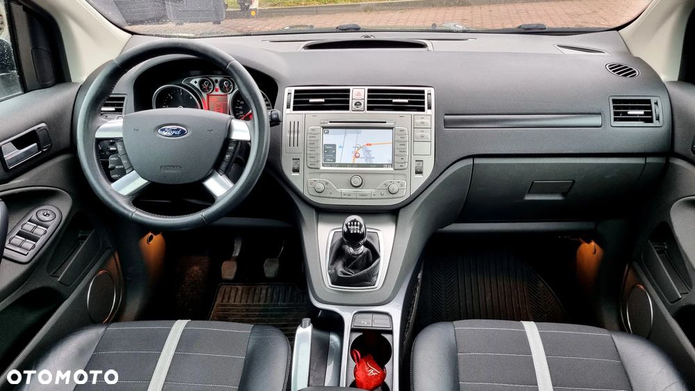 Ford Kuga 2.0 TDCi 4x4 Titanium - 15