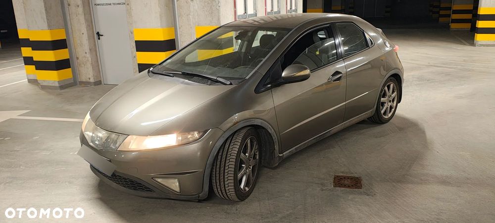 Honda Civic 1.8 Comfort - 15