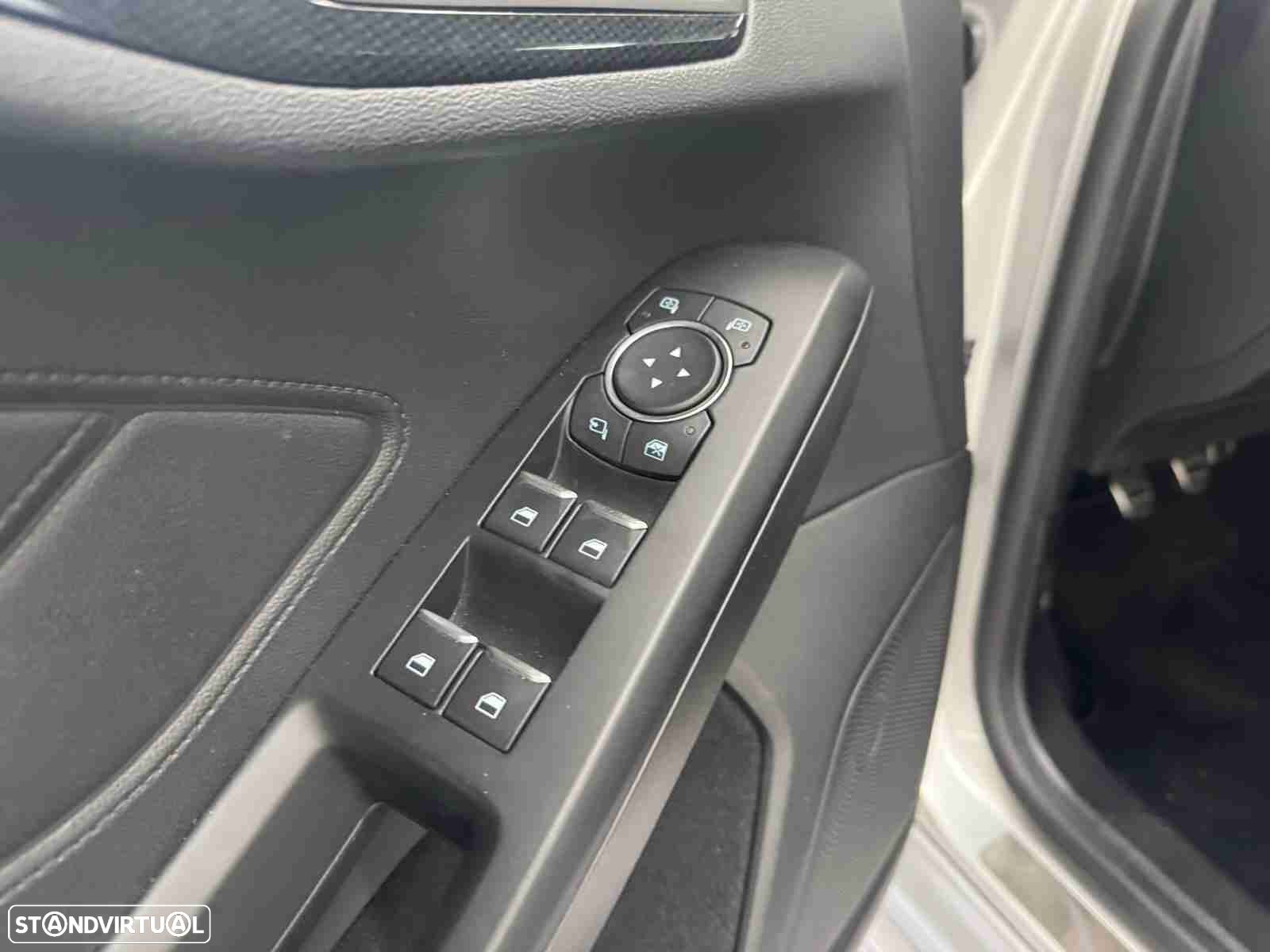 Ford Focus 1.0 EcoBoost ST-Line - 9
