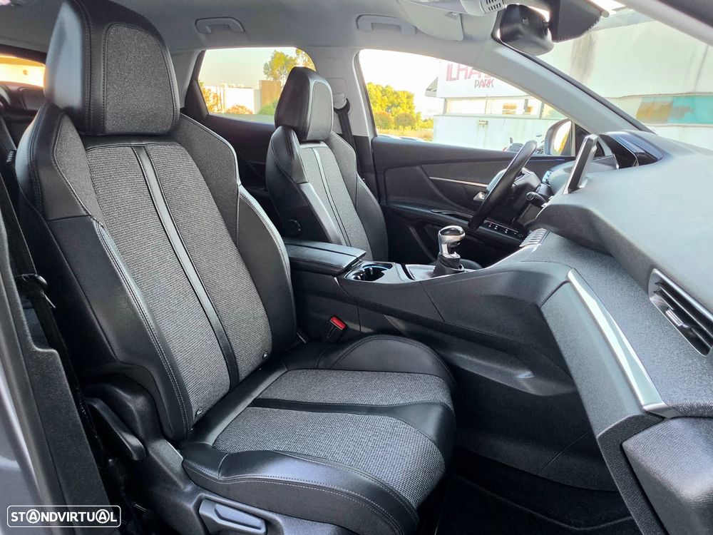 Peugeot 3008 PureTech 130 Stop & Start GPF Allure - 9