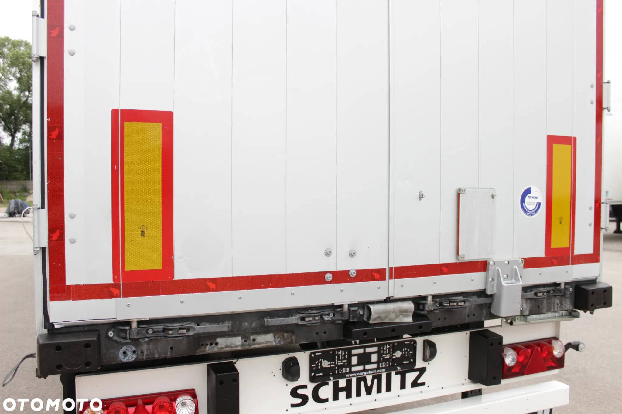 Schmitz Cargobull FIRANA / STANDARD / OŚ PODNOSZONA / MULTILOCK / Certyfikat XL / JAK NOWA / - 11
