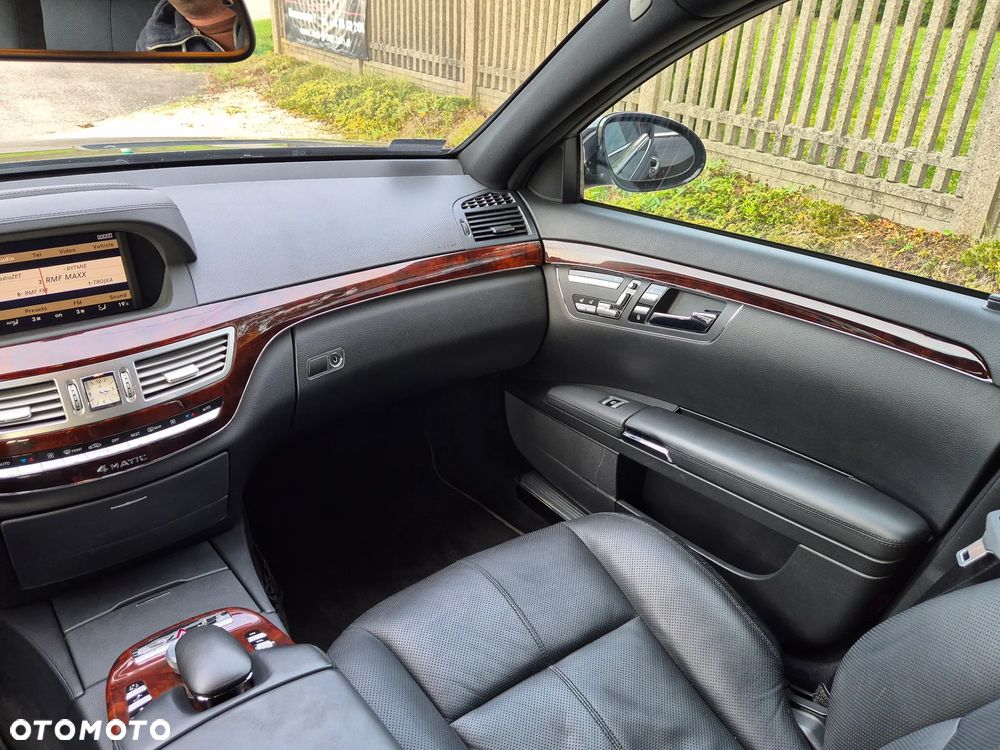 Mercedes-Benz Klasa S 500 4Matic 7G-TRONIC - 16