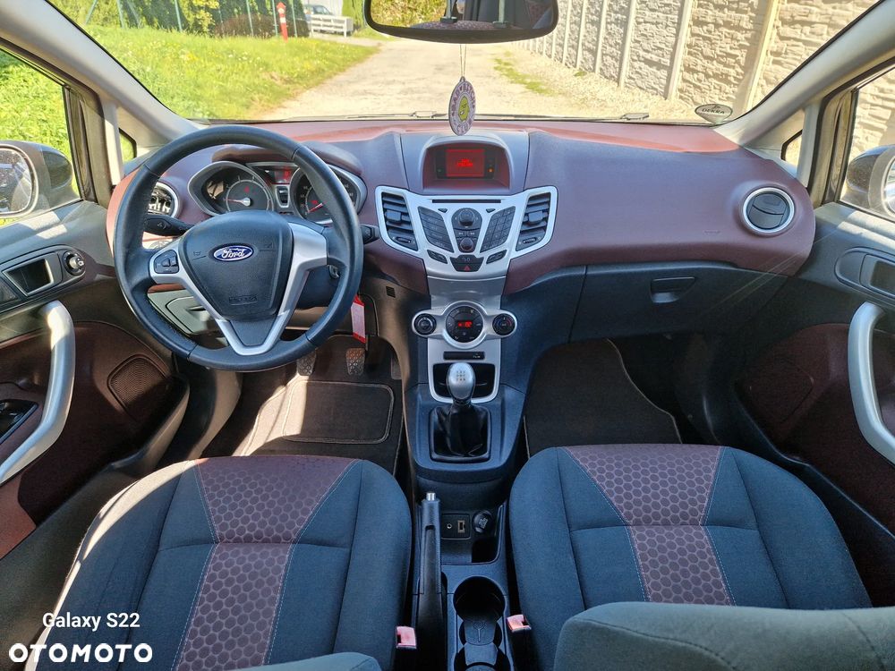 Ford Fiesta 1.6 Ti-VCT Titanium - 15